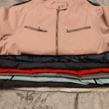 odjeća - muške i ženske JAKNE, tanje ( vjetrovke i kišne ), baloner