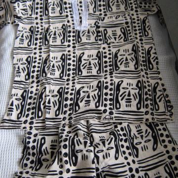 Originalna afrička nošnja iz Malija, nenošena