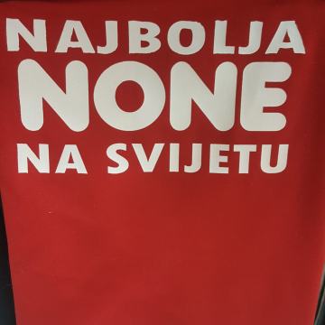 Pregača sa šaljivim natpisom 55