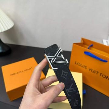 REMEN KOŽNI Louis Vuitton