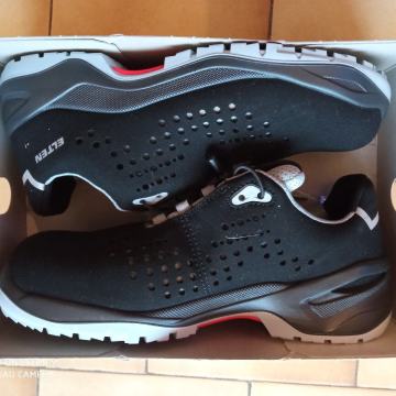 Elten radne cipele br.44