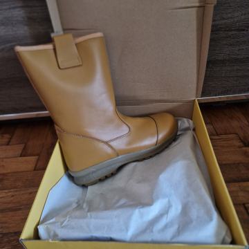 KOŽNE RADNE ČIZME VEL.44