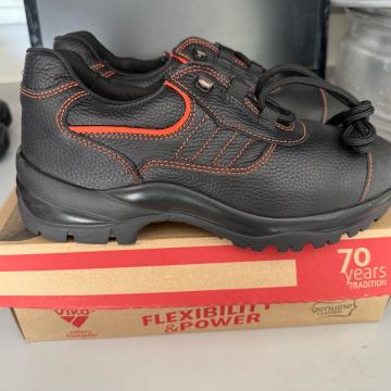 Muške radne cipele, 42, NOVO