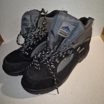 Radne cipele visoke Portwest br. 42, NOVO