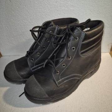 Radne cipele, visoke VIKO br. 41, NOVO