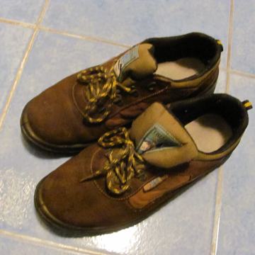 RADNE MUŠKE CIPELE S METALNOM KAPICOM