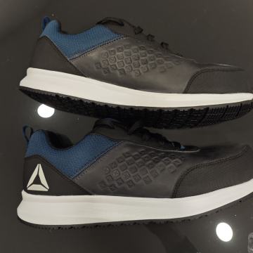 Reebok radne cipele