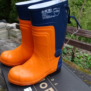 Šumarske čizme zaštita od motorne pile