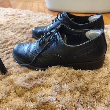 cipele ženske br 39