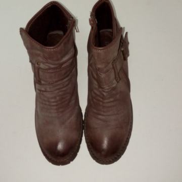 Od glave do pete / Obuća / Ženska obuća / Ostala ženska obuća