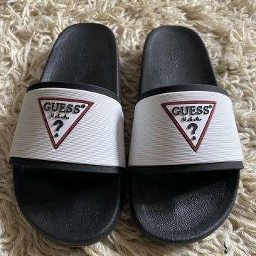 NOVE guess original papuče, broj 42