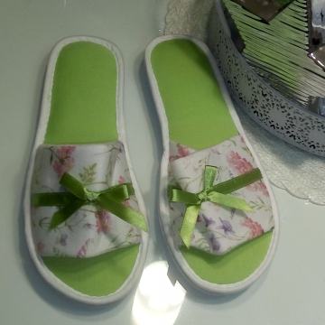 KUĆNE PAPUČE-NATIKAČE  BR. 36/37  NOVO