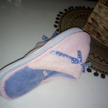 KUĆNE PAPUČE - NATIKAČE  BR. 36/37 - NOVO