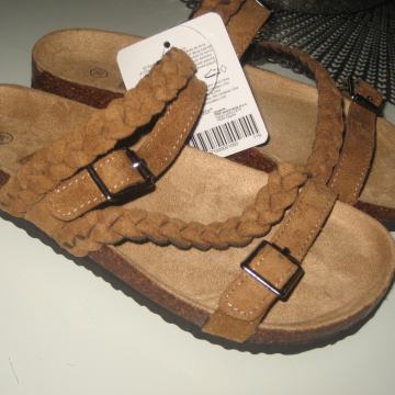 KOŽNE PAPUČE  BR. 36 NOVO