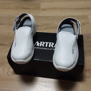 Profesionalne klompe zenske broj 39