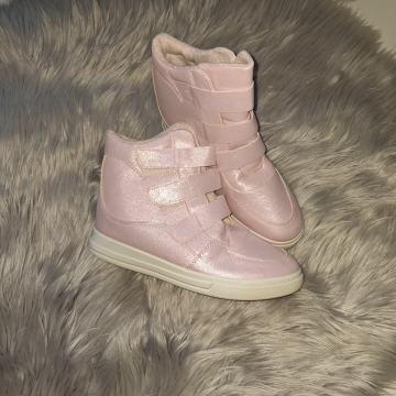 Roza gležnjače 39br