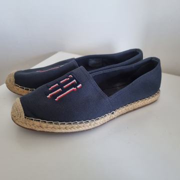 TOMMY HILFIGER ESPADRILE br 39