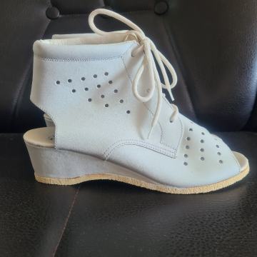 NOVE URIHO borosane br.36,38