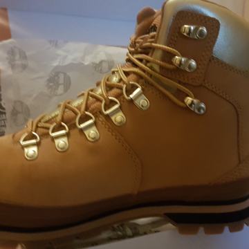 NOVE VODOOTPORNE TIMBERLAND  DUBOKE CIPELE ZA PLANINARENJE IBR. 38.5