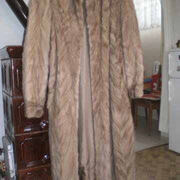 ŽENSKA DUGA NERC BUNDA BEŽ BOJEvel 40-42