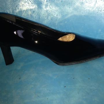 Ženske cipele- od 25,00  kn