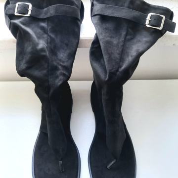 NOVO: ženske crne čizme otvoreni prsti tipa japanke, br 41, optika bru