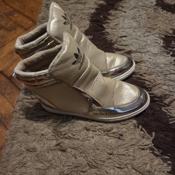 Zenske gleznjace 41 adidas