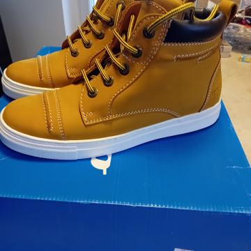 Zenske kozne gleznjace, Big Blue kolekcija Borova