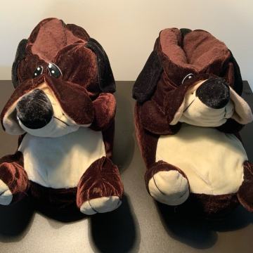 Djecje plišane papuče s likom psića br 36-38