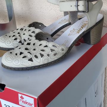 Ženske nove sandale riker