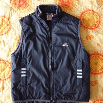 ADIDAS ženski sportski prsluk, veličina S, kao nov