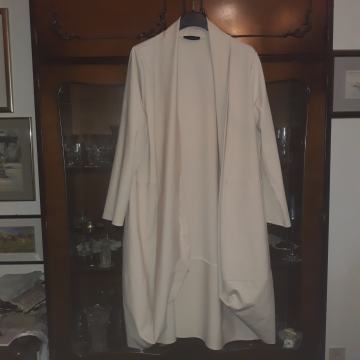 bež kardigan uni br