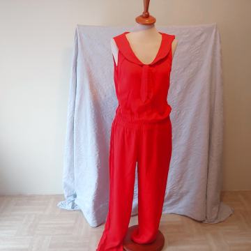 Crveni ljetni kombinezon, vel. 40