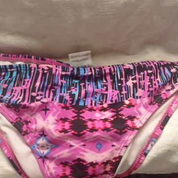 Kupaći kostim-br. 38-40 samo donji dio