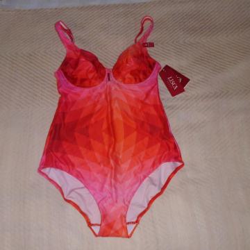 Novi "Lisca" kupaći kostim vel. 42 B