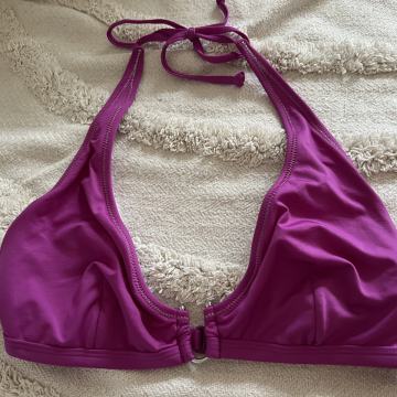 Nenošen gornji dio kupaćeg kostima 85 C/D