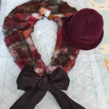 Set Krzno za oko vrata i šešir
