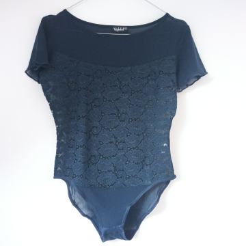 Tamno plavi body sa čipkom novo 38 40