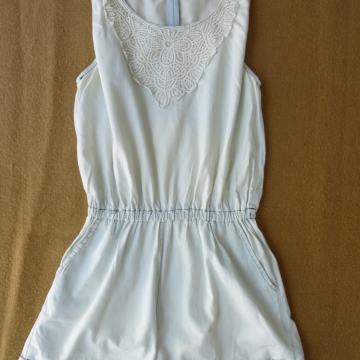 Ženski kombinezon kratki s čipkom, vel. 38