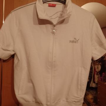 Zenski komplet bluza i hlače širokog kroja kratke. Vel . L . PUMA