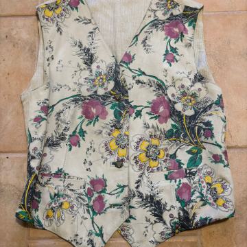 Zenski prsluk - kombinacija koza i tkanina