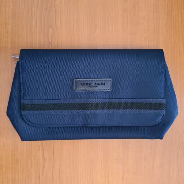 Armani kozmetička torbica (NOVO)