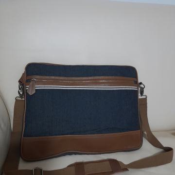 BERSKHA TORBU ZA LAPTOP PRODAJEM