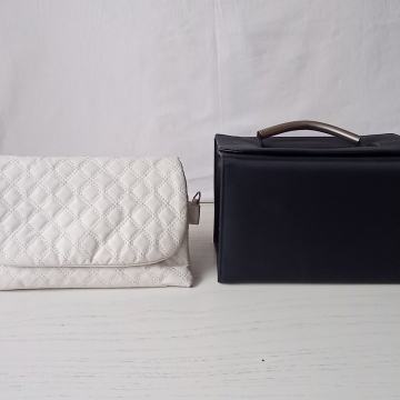 Bijela kozmetička torbica Plava Vichy kozmetička torba