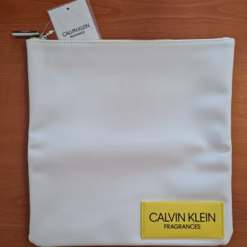 Calvin Klein kožna torbica (NOVO)