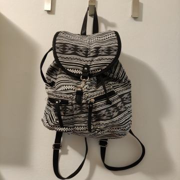 Etno ruksak