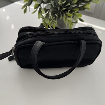 H&M kozmetička torbica / RASPRODAJA