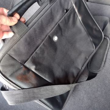 HP torba za laptop i slično 30x40x8cm kvalitetna