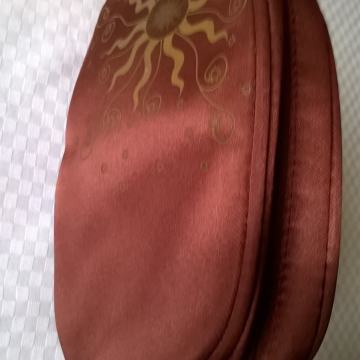 KOZMETIČKA TORBICA "AVON"