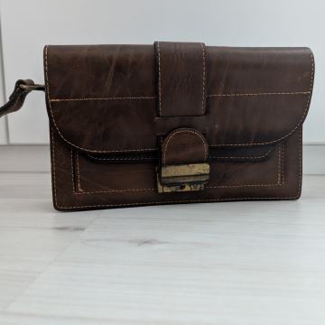 Kožna smeđa muška/ženska torba/torbica